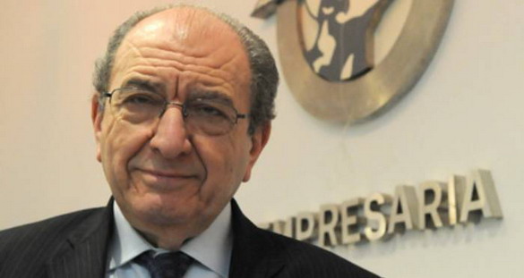 Elías Soso sugiere abrir hasta las 16 en navidad.