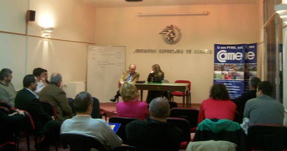 reunion-calle-san-luis