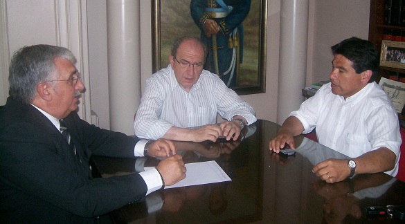 Marcos Escajadillo en la Asociación Empresaria de Rosario.