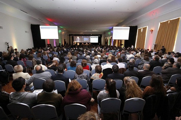 <img src="https://www.aer.org.ar/wp-content/uploads/2012/05/foro-ciudad-comercio-turismo-xi-came-01.jpg" alt="Foro Ciudad, Comercio y Turismo XI de CAME." title="foro-ciudad-comercio-turismo-xi-came-01" width="585" height="404" class="aligncenter size-full wp-image-5536" />