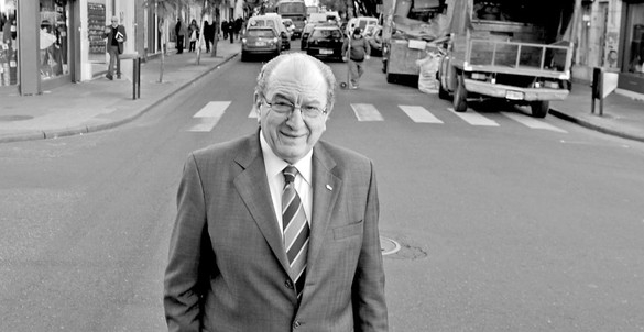 Elías Soso en calle San Luis de Rosario.