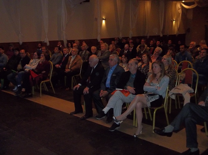 Alfredo Zaiat en la Asociación Empresaria de Rosario