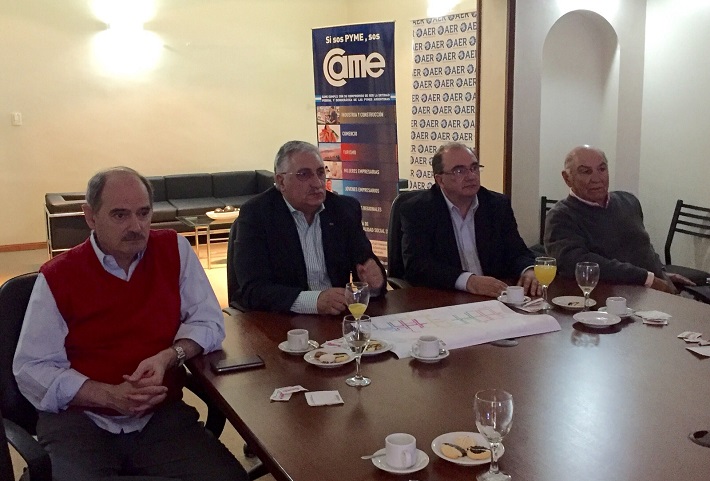 Empresarios reunidos con la EPE por las obras en la Peatonal
