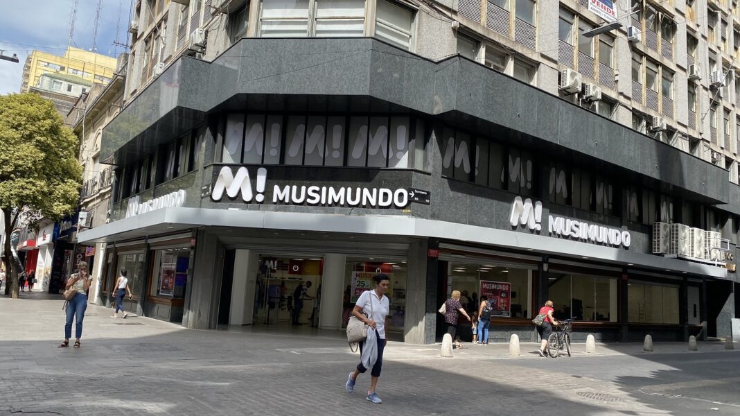 Musimundo volvió a su clásica esquina de Córdoba y Sarmiento