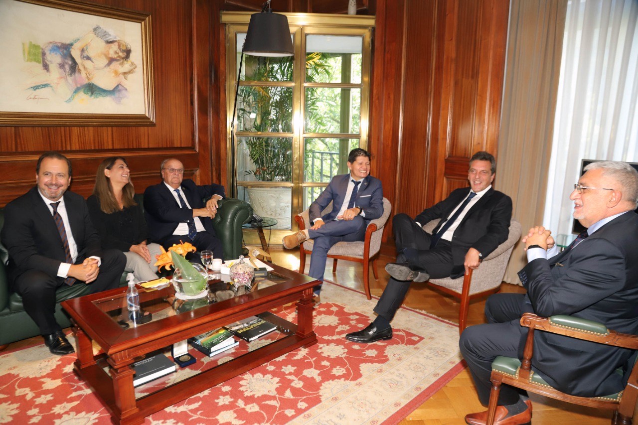 Ricardo Diab junto a Sergio Massa para incentivar la exportación PYME