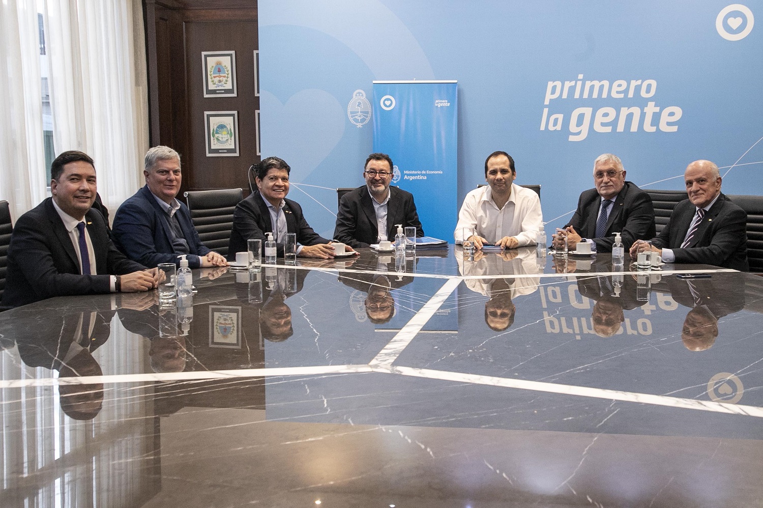 Diab y González se reunieron con el secretario de comercio.