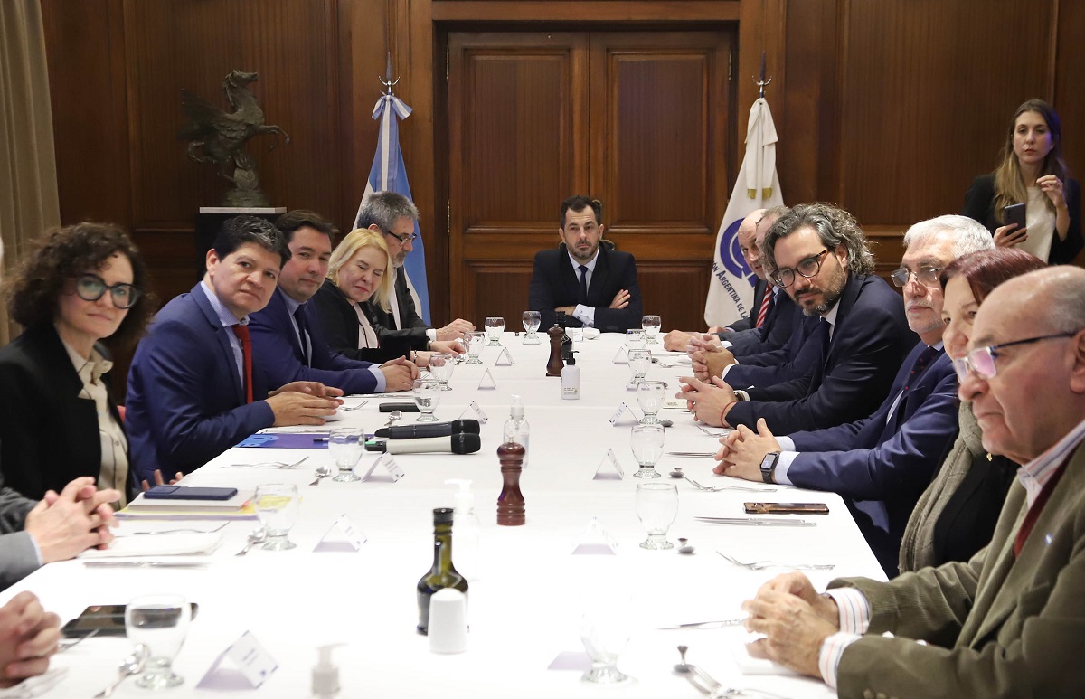 González y Diab se reunieron con Cafiero para acordar mejorar las exportaciones argentinas