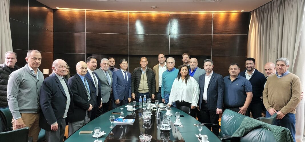 González y Diab se reunieron con el gobernador de la provincia de Neuquén, Omar Gutiérrez