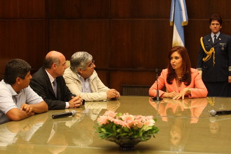 moyano_kirchner.jpg